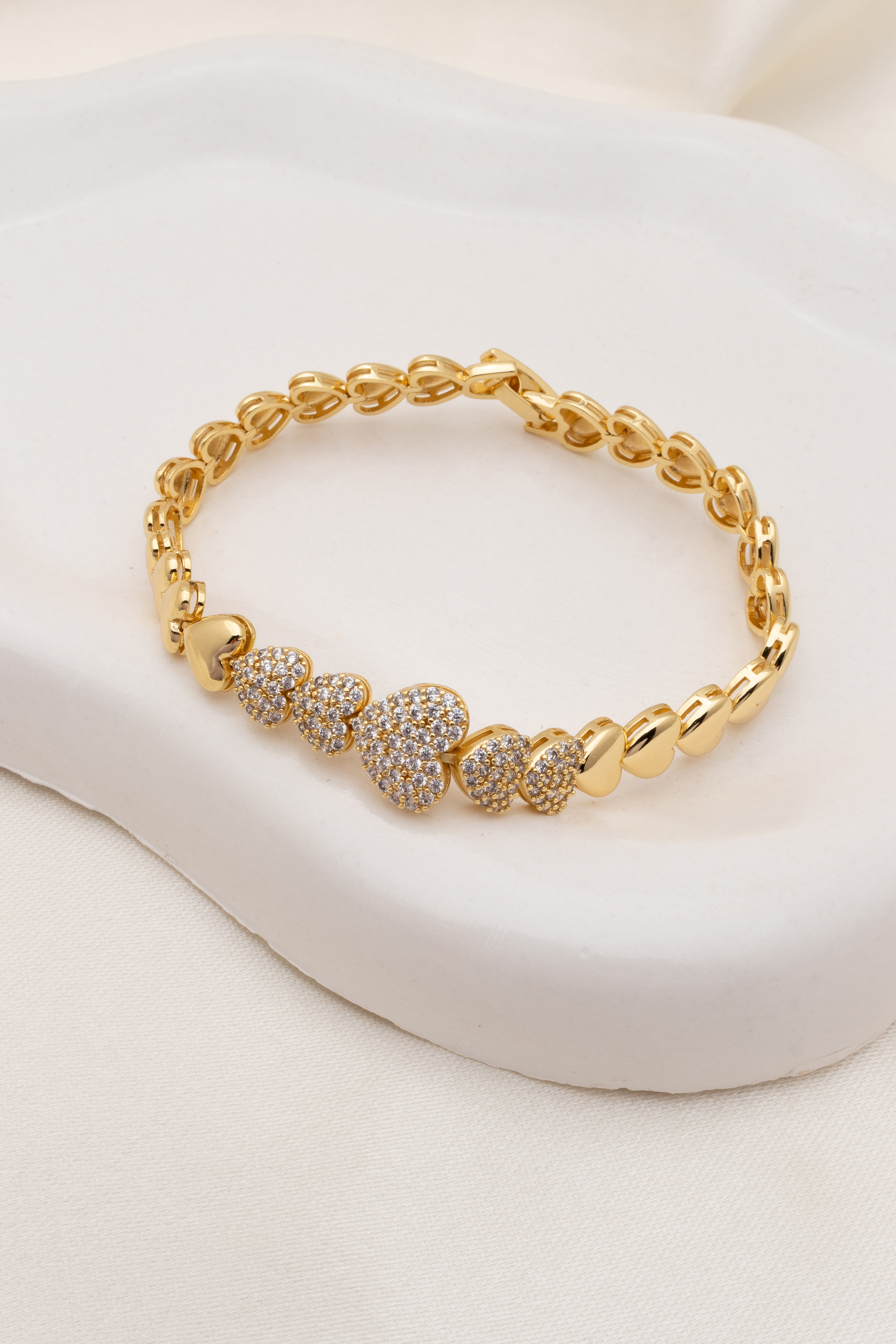 Semijoias Brilhê com design exclusivo